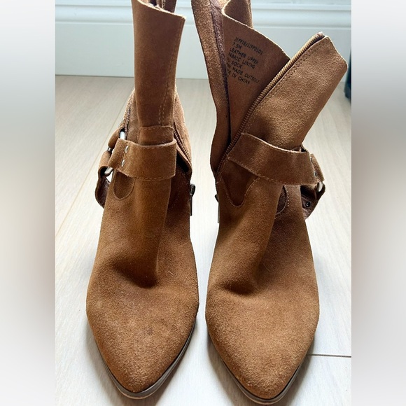 STEVEN Jiffie Boot, SZ 7.5 - Picture 3 of 3